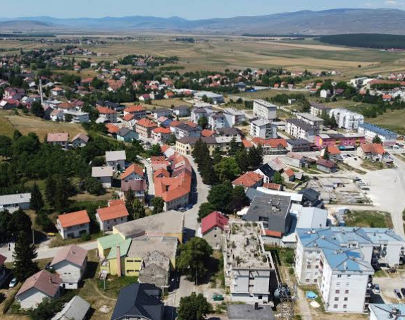 Гламоч одсјечен од Бањалуке, више не вози аутобус