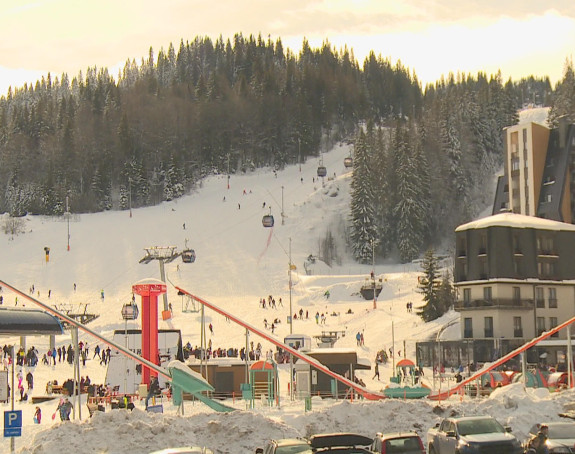 Jahorina puna turista iz Srbije, Hrvatske, Crne Gore