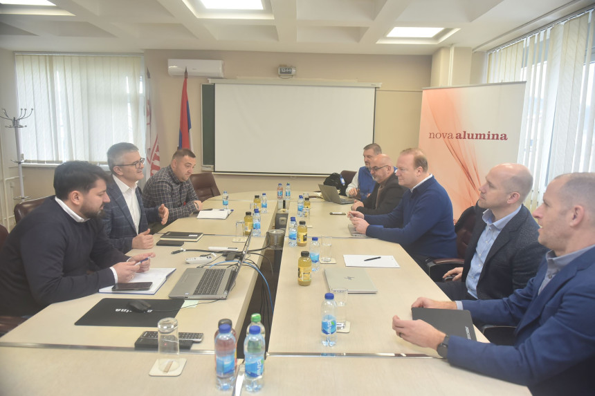 "Нова Алумина" и швајцарски „Зеоцхем“ јачају стратешко партнерство