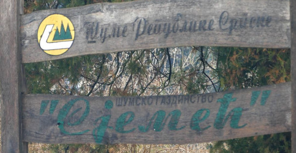U Šumama Srpske scenario – selo gori, a baba se češlja