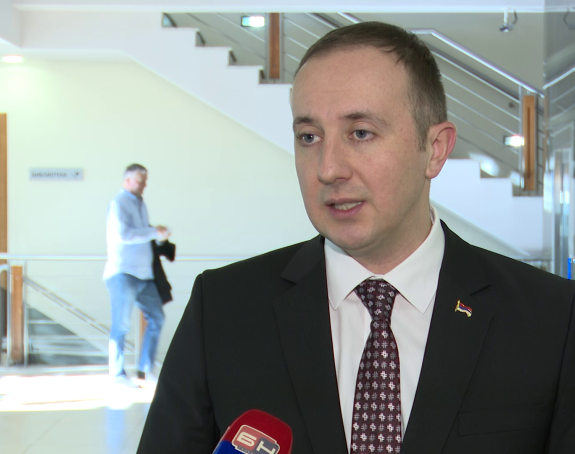 Milorade, 8. februara će slobodni ljudi, sa prof. Blanušom, staviti tačku na sve što si ti uradio našem narodu!