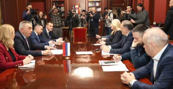 Dvije posebne sjednice NS Republike Srpske: Usvojena ostavka Save Minića