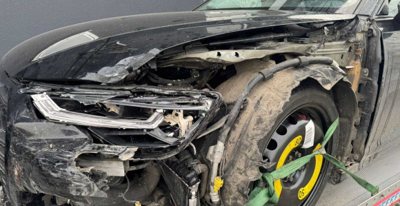 "Opomena ili... Ko se i zašto zakucao u auto Vlade Đajića?"