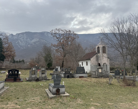 Мостар: Суд уписао двије цркве и гробља у власништво БиХ
