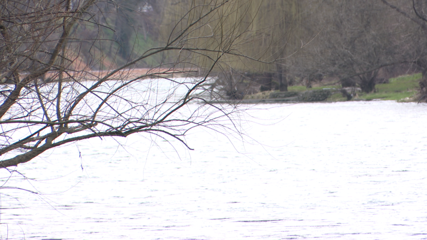 Упозорење: Обилне падавине и олујни вјетар у недјељу