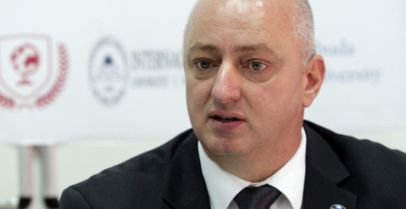 Иран и свијет: Од извоза тероризма до повратка цивилизације