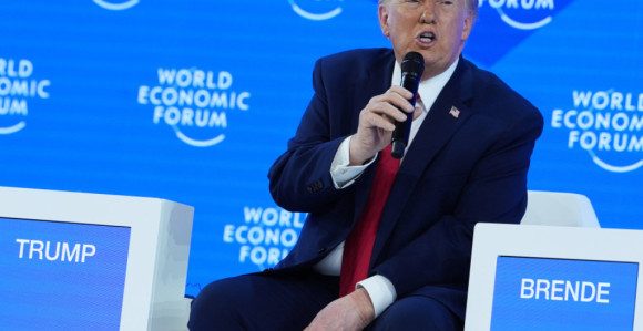 Tramp poručio da će se nafta iz Venecuele prerađivati u SAD