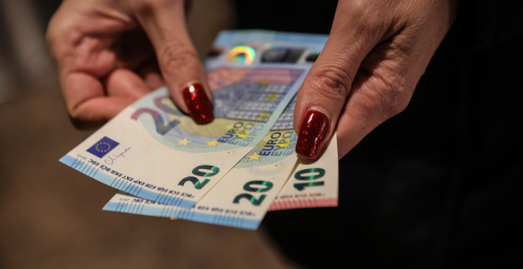 Prevarena za 30.000 evra zbog operacije njene ćerke