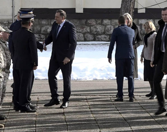 Додик добија чин маршала полиције Републике Српске?!
