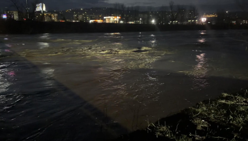 Добој: Водостај ријеке Босне расте, али нема опасности