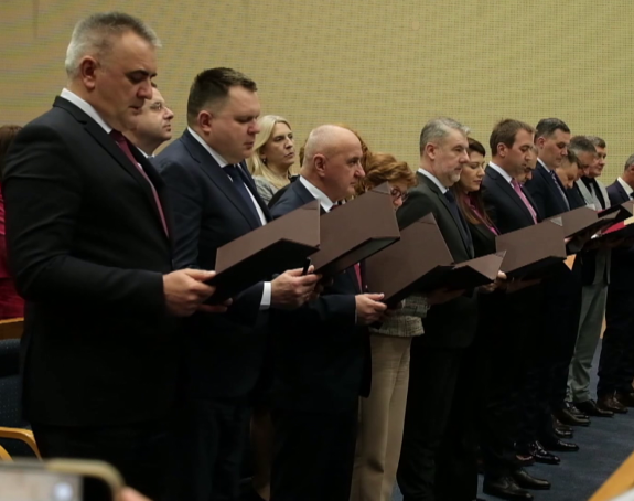 Zatražena ocjena ustavnosti i nove Vlade Srpske