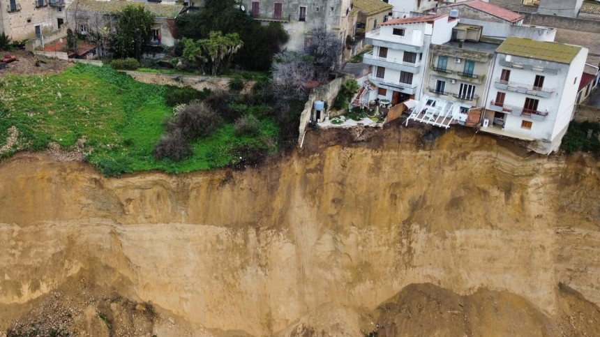 Apokaliptični prizori iz Italije, naređena hitna evakuacija
