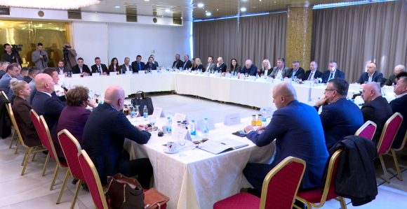 Elektroenergetski sektor u haosu, nadležni prave radnu grupu