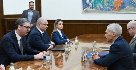 Vučić se sastao sa Bocan-Harčenkom, razgovarali i o NIS