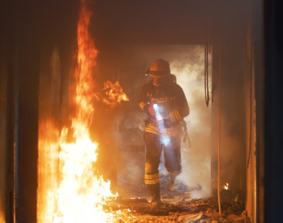 Požar u bolnici, više povrijeđenih, pacijent uhapšen