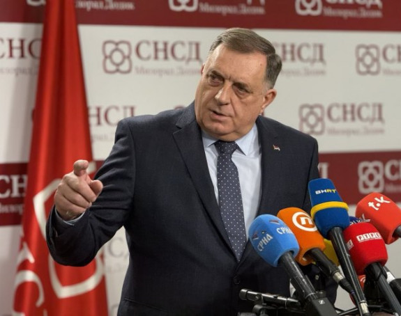 Dodik igra duplu igru: Lažnim srbovanjem raspakuje Dejton, a po dogovoru sa strancima ukida Srpsku