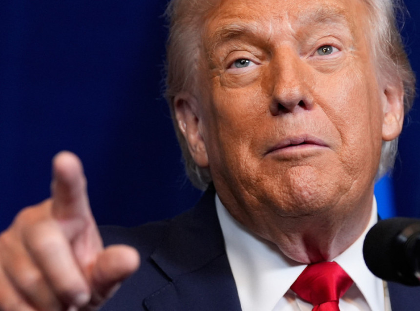 Амерички медији: Трамп напада Иран у недјељу ујутро