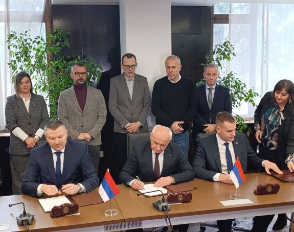 Потписан уговор - РиТЕ Угљевик преузео концесију "Исток 2"