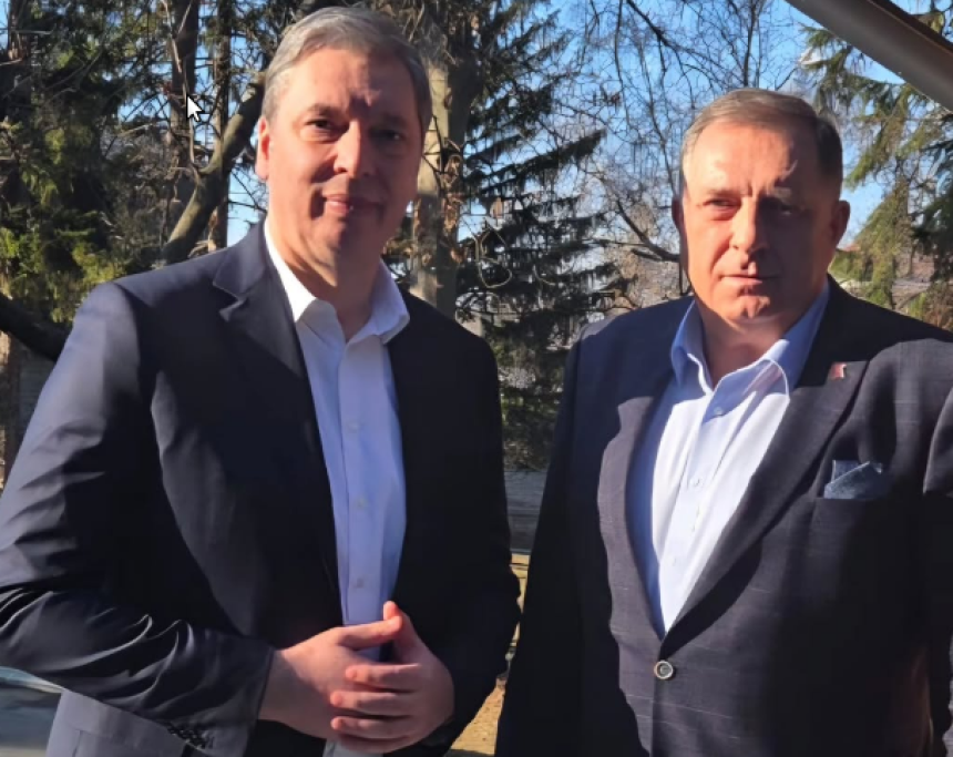 Kratak susret Vučića i Dodika u Beogradu