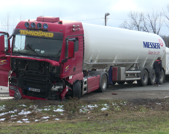 Teška saobraćajna nezgoda na putu Bijeljina - Brčko (FOTO/VIDEO)