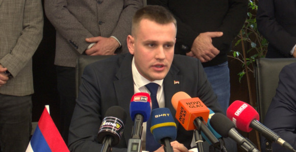 Šokantna prevara Minićeve vlade: Ugovor o prenosu koncesije sa kompanije Comsar na RITE Ugljevik potpisan sa vladinim činovnikom