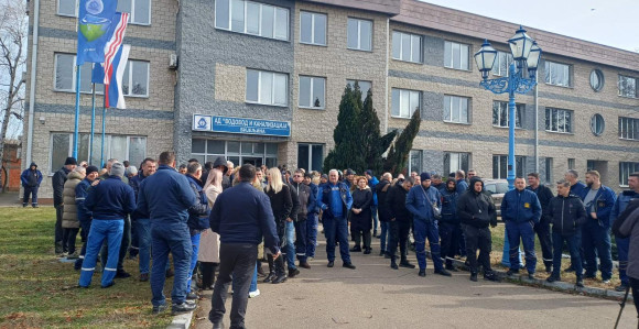Radnici Vodovoda traže plate, najavljuju štrajk