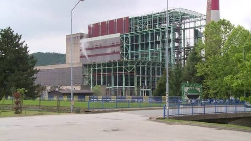 Zbog neozbiljnosti i uplitanja politike, ispaštaju radnici