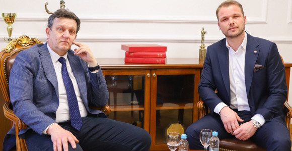 Stanivuković se oglasio: U nedelju izađite na izbore