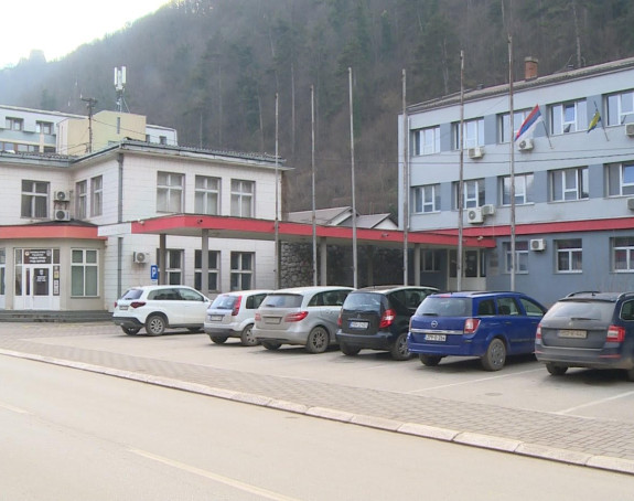 Narod više ne vjeruje praznim vladinim obećanjima