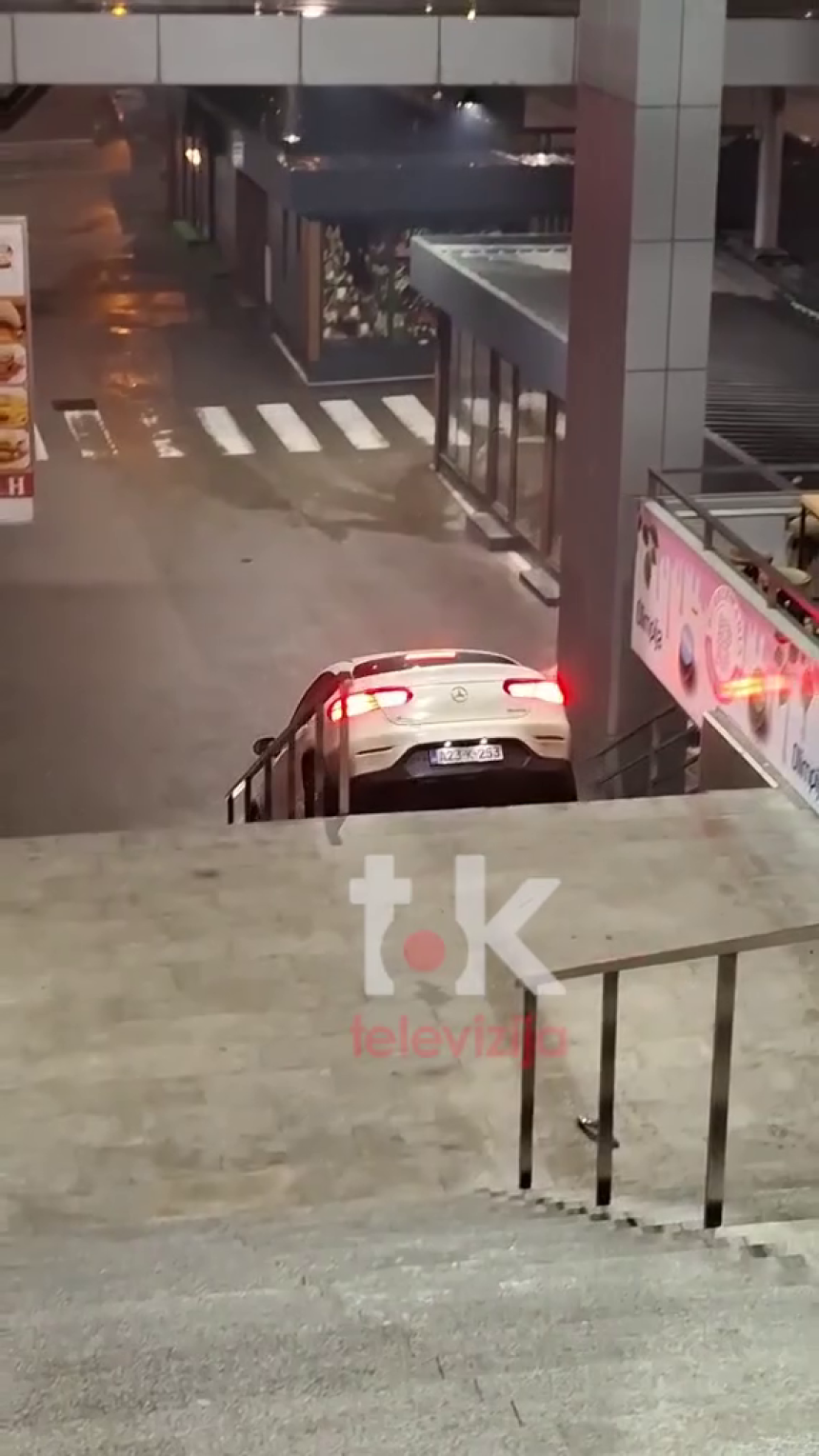 Погледајте шта је возач урадио на бањалучкој Тржници