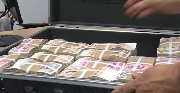 Krediti stanovništva uvećani za više od 1,5 milijardi KM