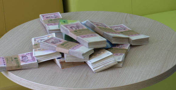 Novac bez kriterijuma dijele šakom i kapom, hoće li biti reakcije?