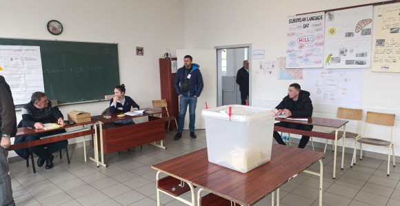 Zvornik: Do 11 časova na birališta izašlo 6.218 glasača