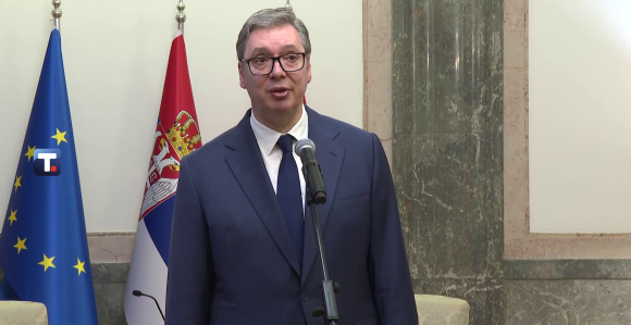 Вучићу орден: Помагаћемо Србима ма гдје били