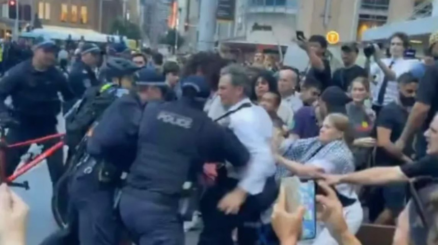 Žestoki sukobi demonstranata i policije u Sidneju