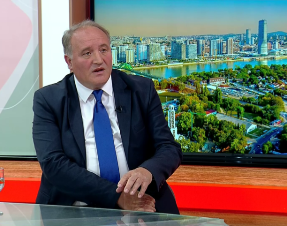Otvoreno pismo Siniši Karanu privremenom predsjedniku Republike Srpske