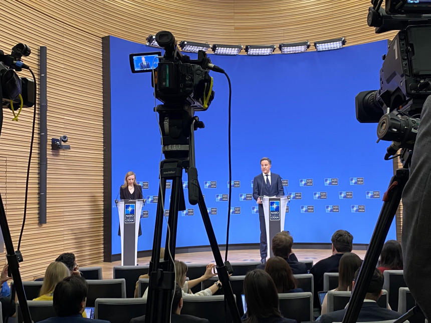 Руте: НАТО пажљиво прати ситуацију у БиХ и региону