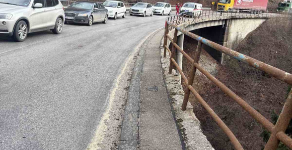 Oprez: Prevrnut kamion na putu Turbe-Donji Vakuf