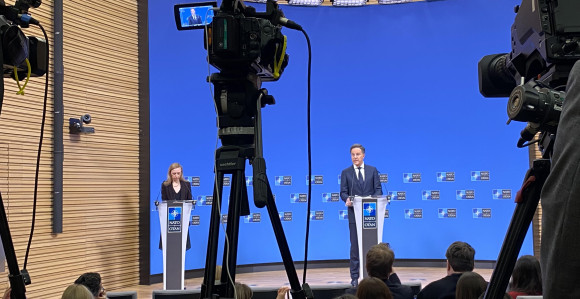 Rute: NATO pažljivo prati situaciju u BiH i regionu