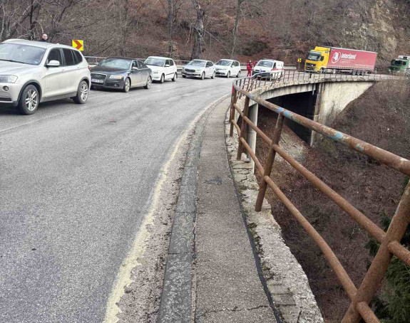 Oprez: Prevrnut kamion na putu Turbe-Donji Vakuf