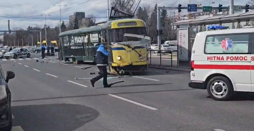 Povrijeđene četiri osobe, jedna poginula u tramvajskoj nesreći