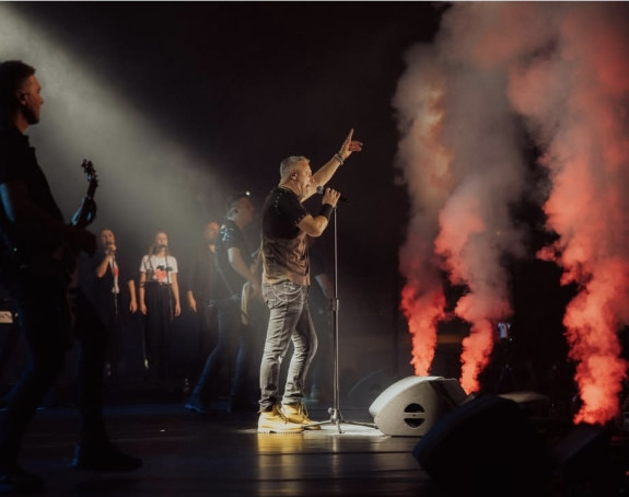 Thompson koncert posvetio "blaženom" Alojzu Stepincu