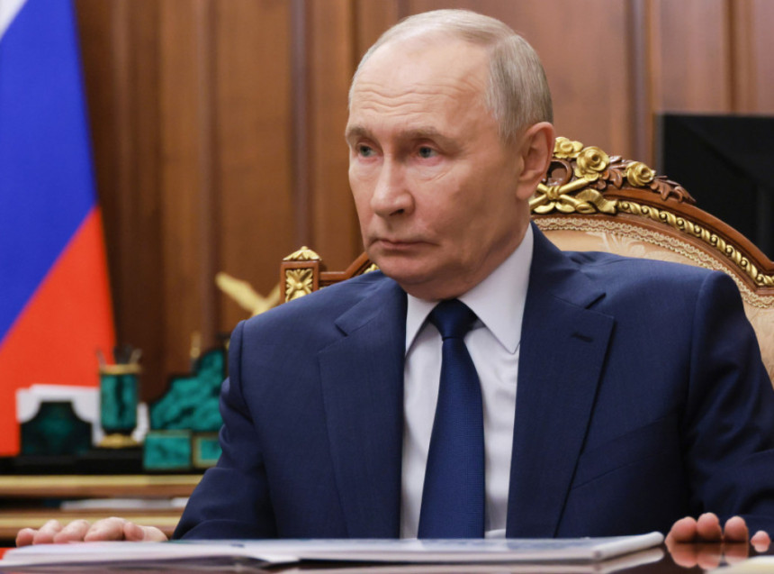 Putin smijenio Sergeja Ivanova iz ruskog SB