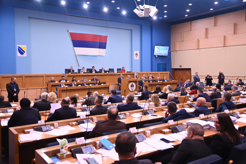 Народни посланици о ревизорским извјештајима (ВИДЕО)