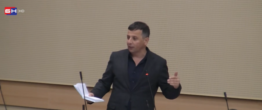 Шта би било да је Блануша побиједио и одмах отишао код Американаца?!