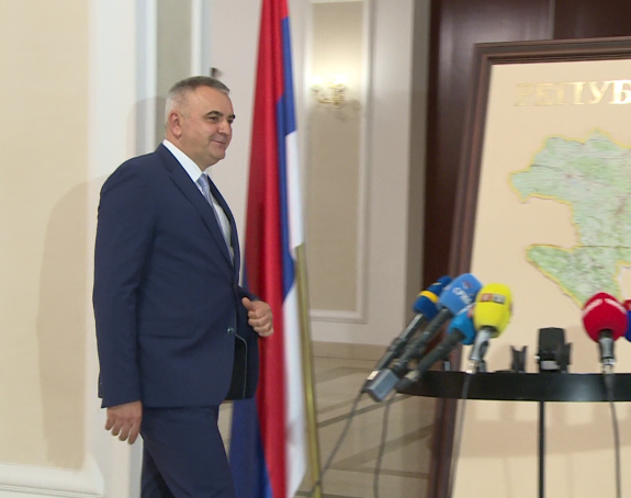 Rad Minića i ministara na terenu – predstava za javnost?