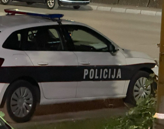 Stravična nesreća u Lukavcu: Automobil udario tri pješaka