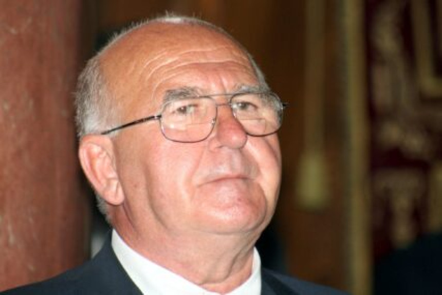 U Doboju sutra dan žalosti zbog smrti Borislava Paravca