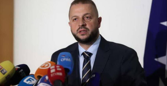 Čović sa Tompsonom gura prst u oko srpskom narodu