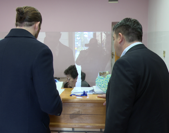 Stanišić i Marković predali inicijativu “Škola bez tereta”    